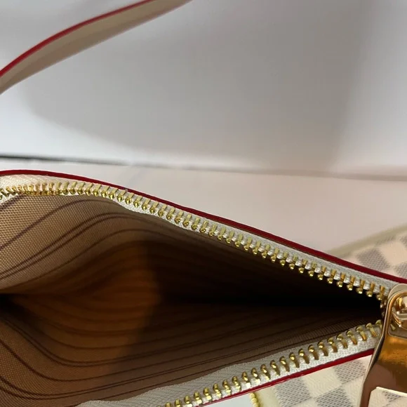 Checkered Beige and Cream Tote Bag Set - Picture 5 of 5